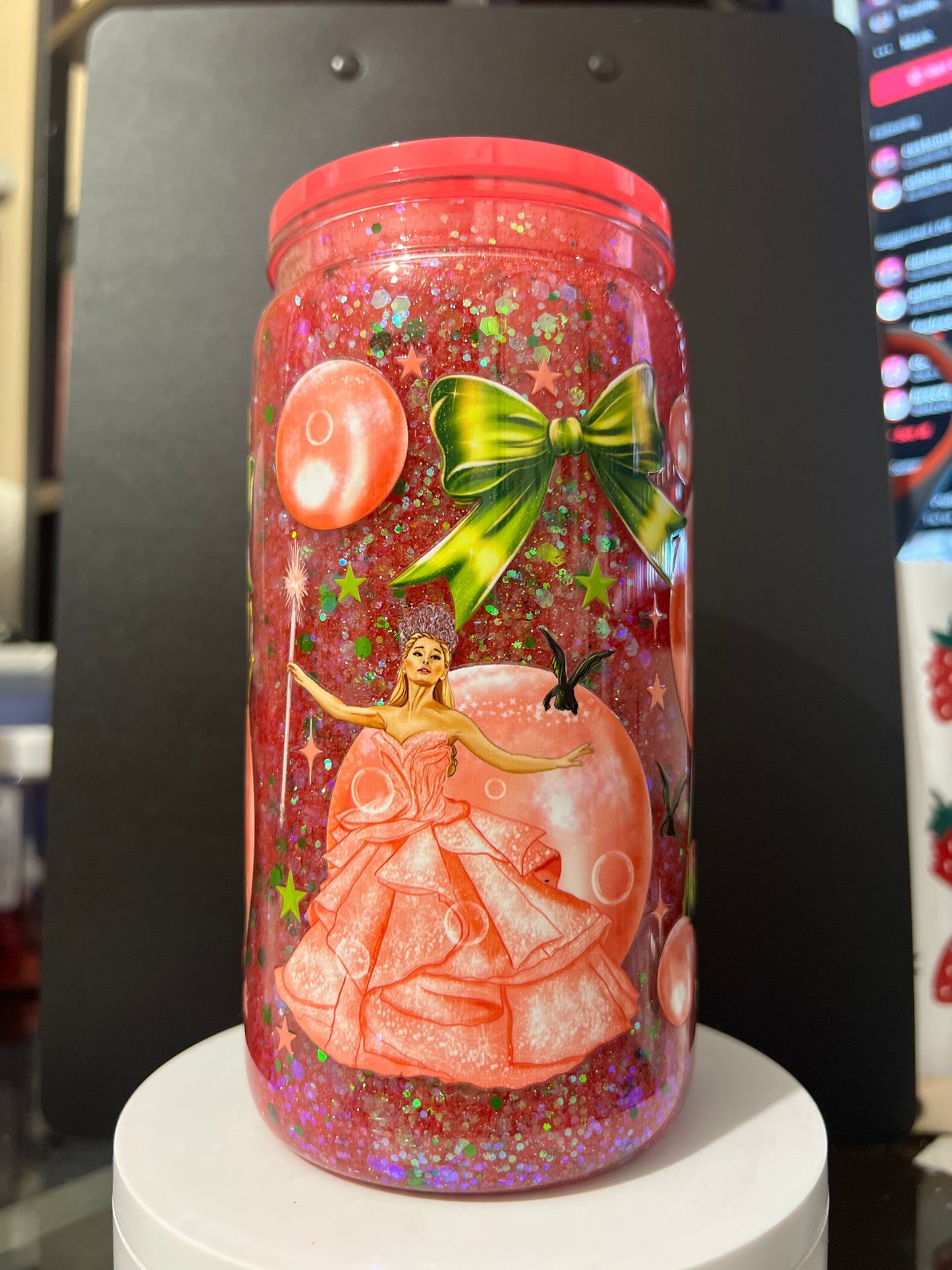 Wicked Glitter Cup 16oz (plastic)