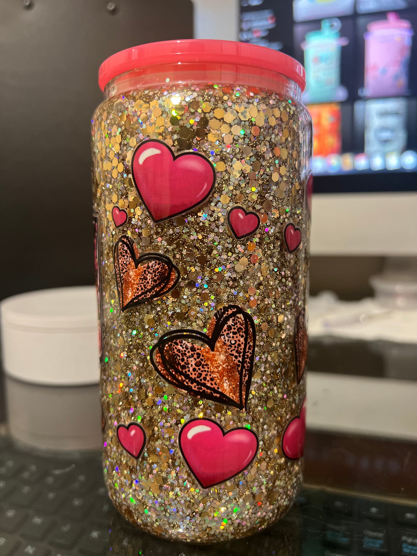 Mama Life 16oz Glitter Cup