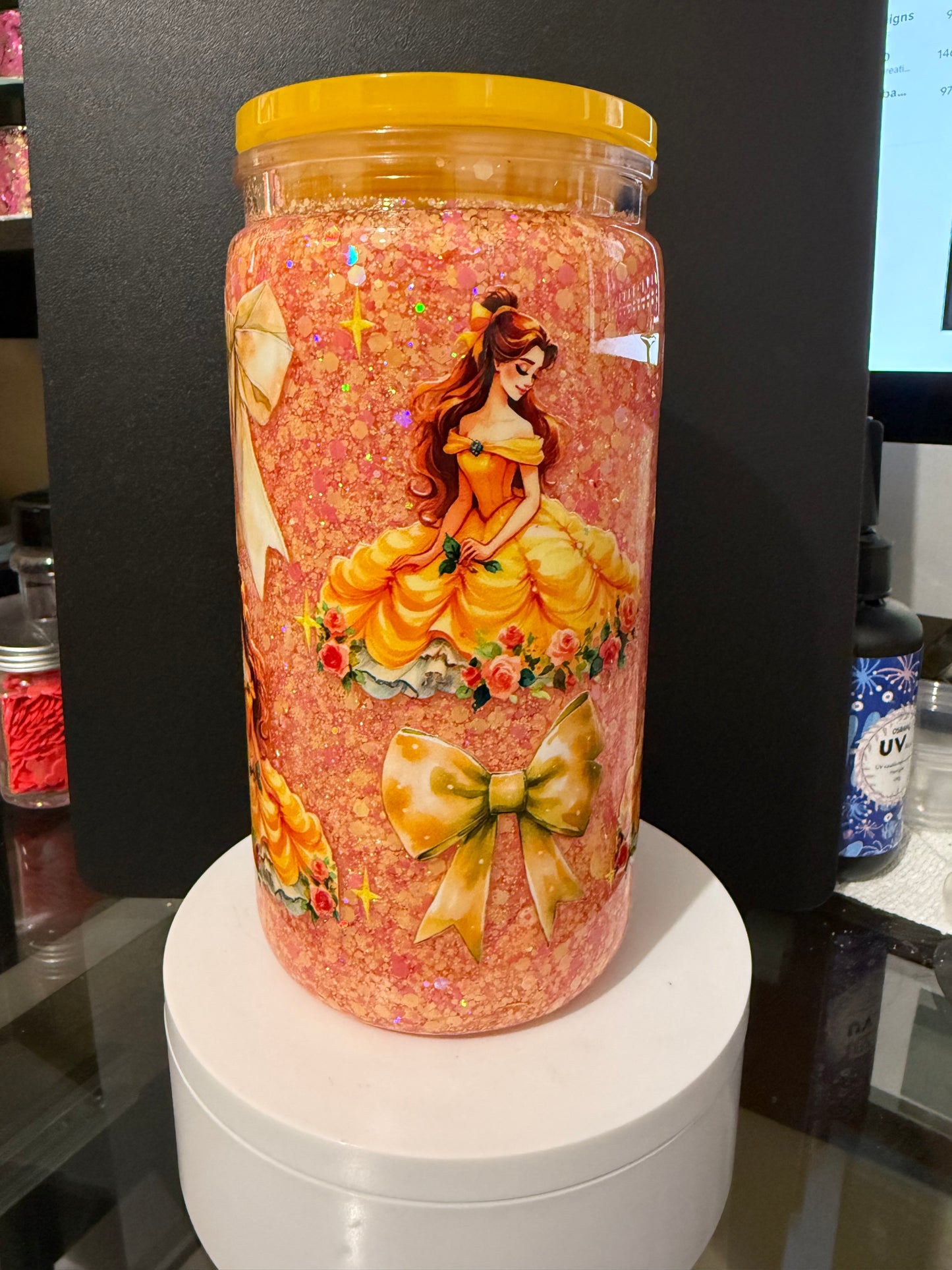 Belle Glitter Cup-plastic